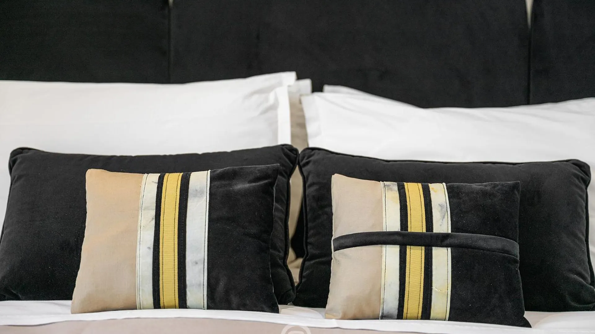 Biora Hospitality Bed & Breakfast Serri 0*,