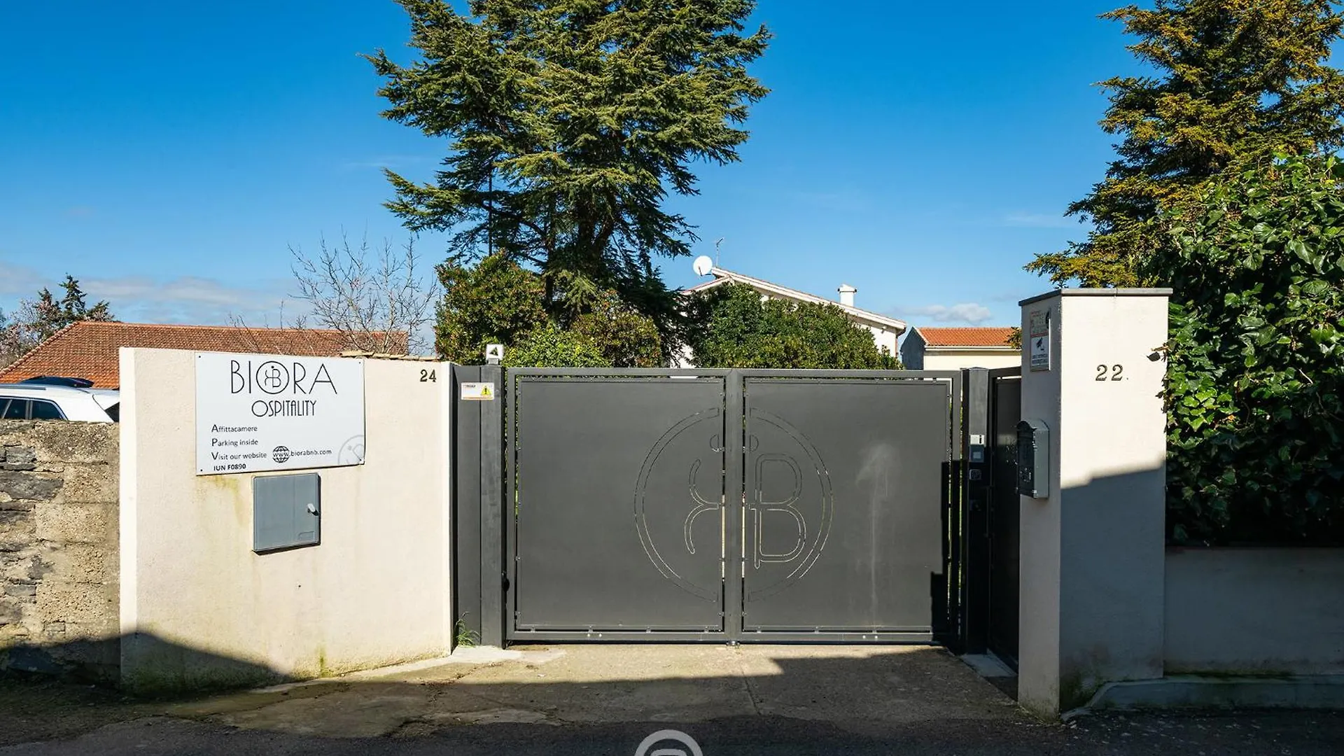 Biora Hospitality Bed & Breakfast Serri