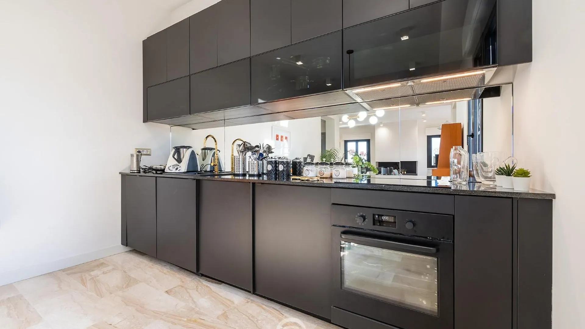 Biora Hospitality Bed & Breakfast Serri